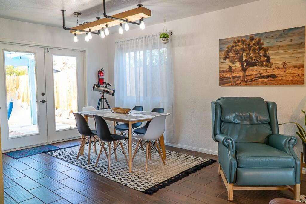 New! Jt Sunshine House Cozy, Artsy & Comfy, Dog Friendly, 3Bd Villa Joshua Tree Exterior photo